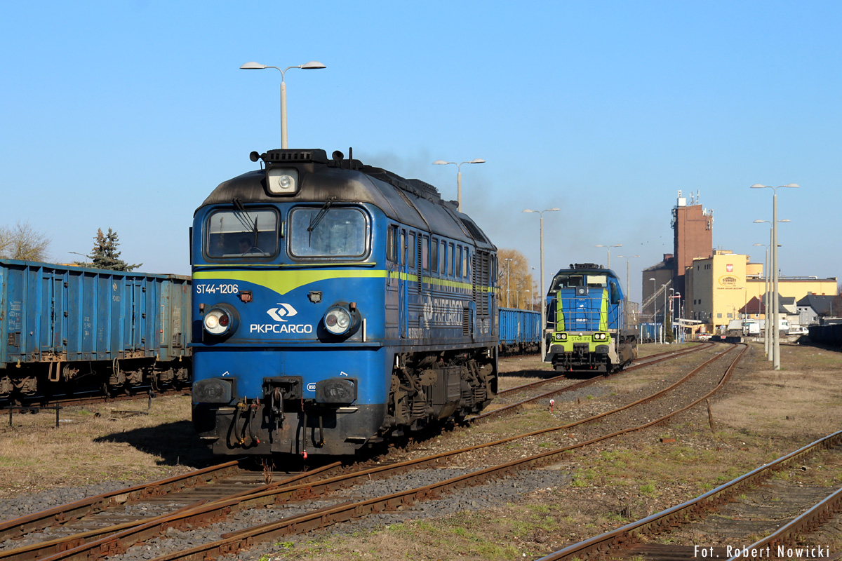 ST44-1206 + ST48-016