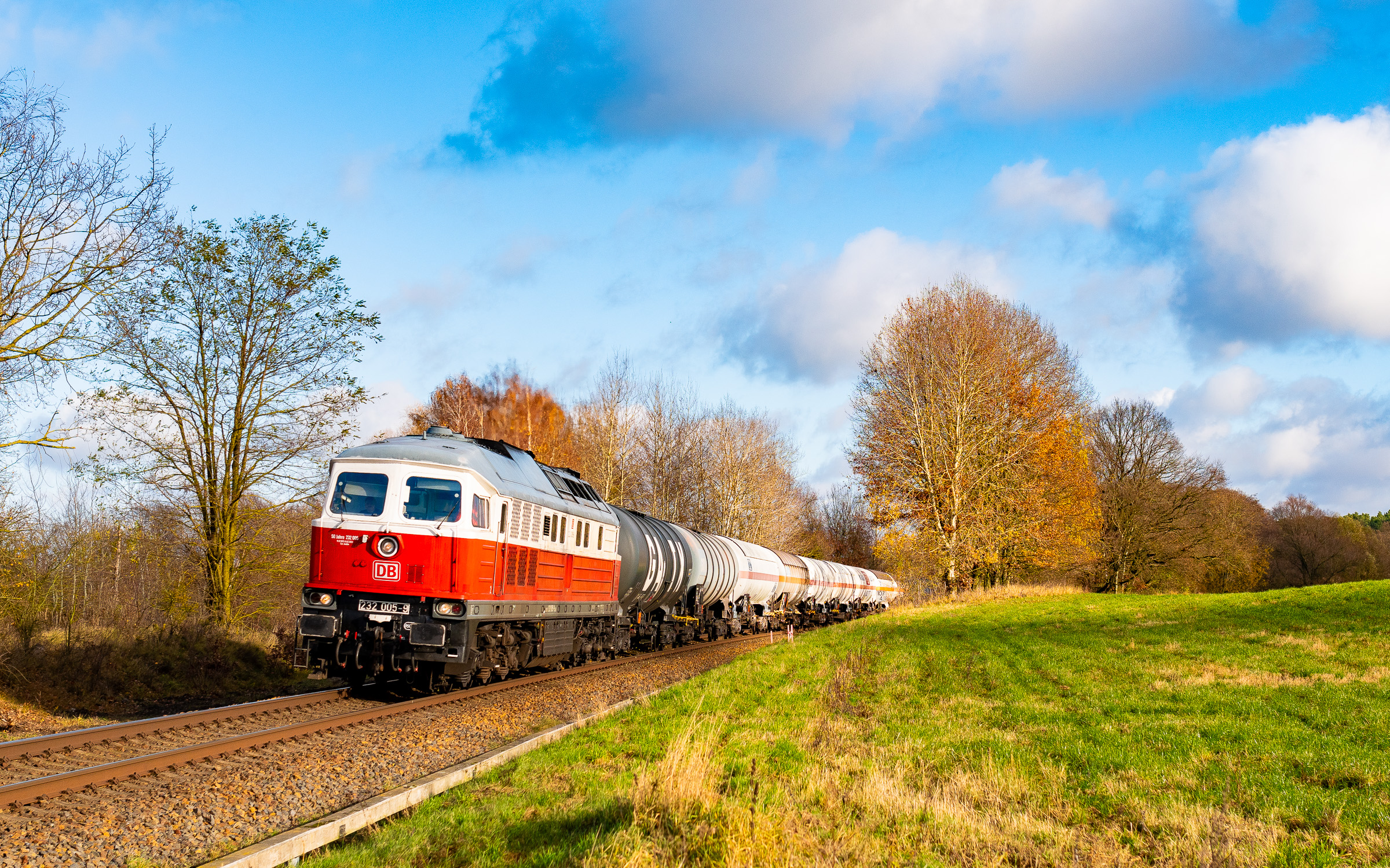 232 005-9
