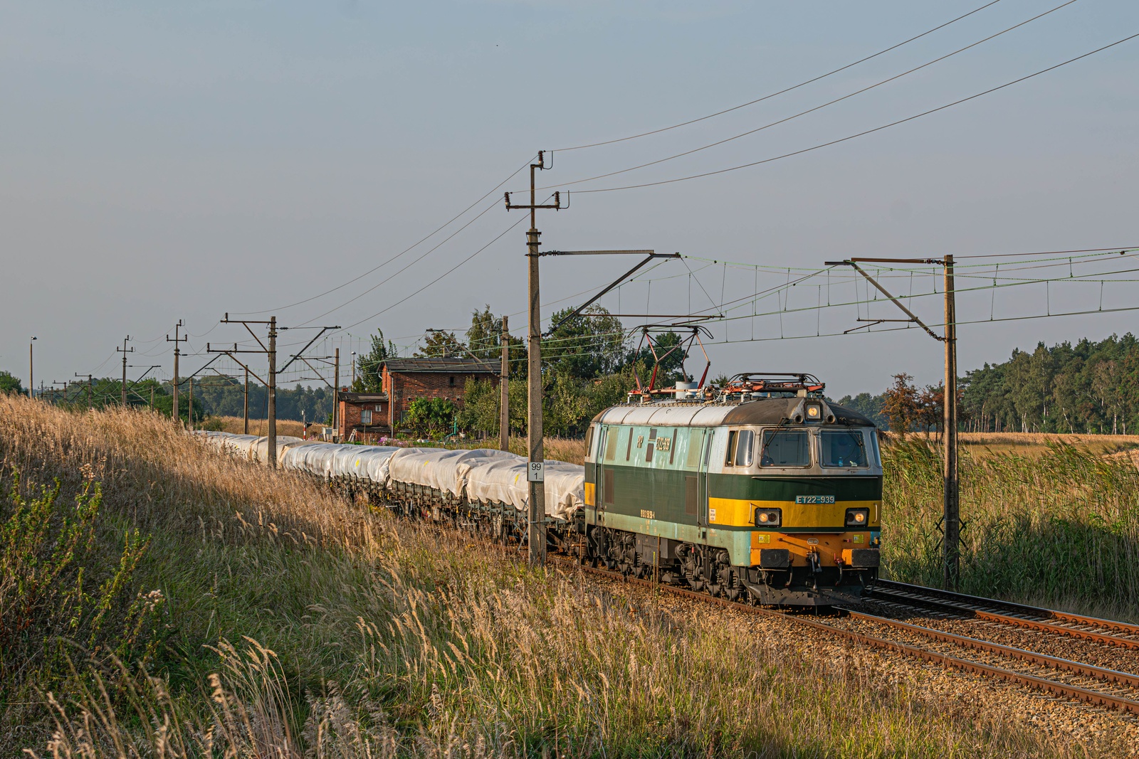 ET22-939