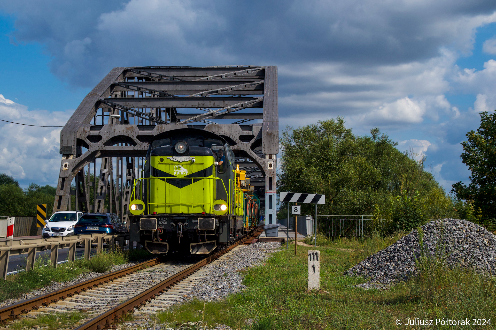 SM42-9260 na moście w Grudziądu